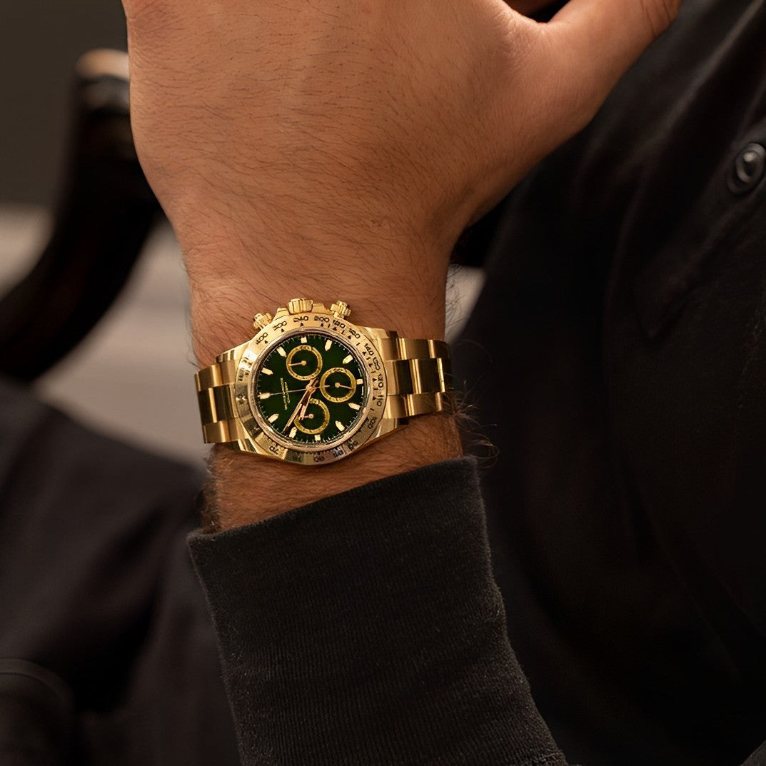 Atros Watch — North Row | Close-Up