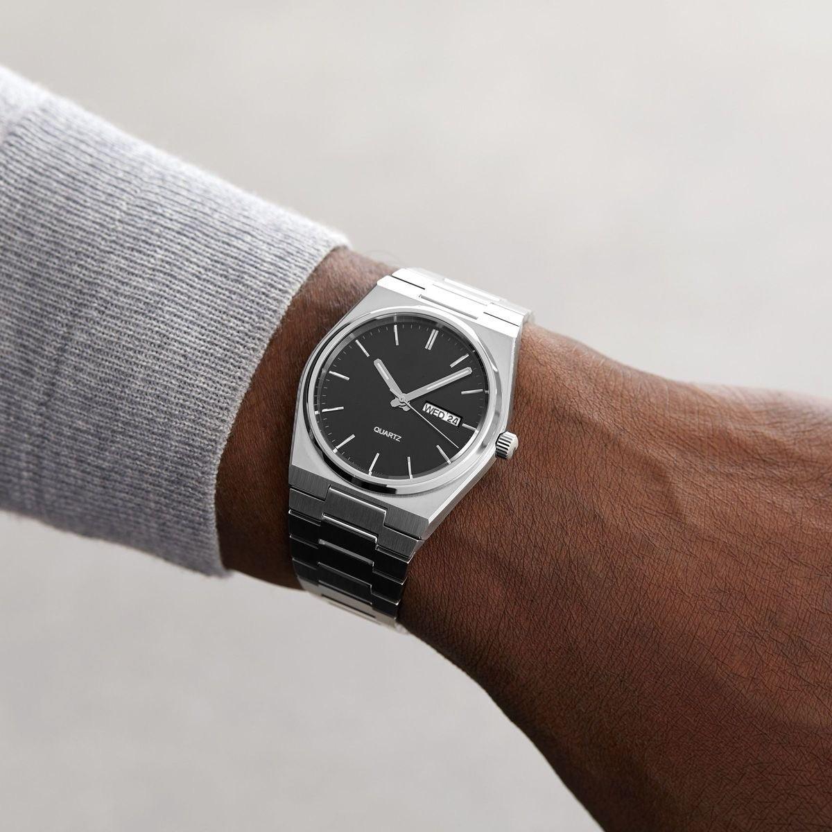 Blaze Watch — North Row | Texture Detail
