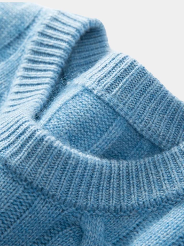 Essential Cashmere Sweater — North Row | Detail View