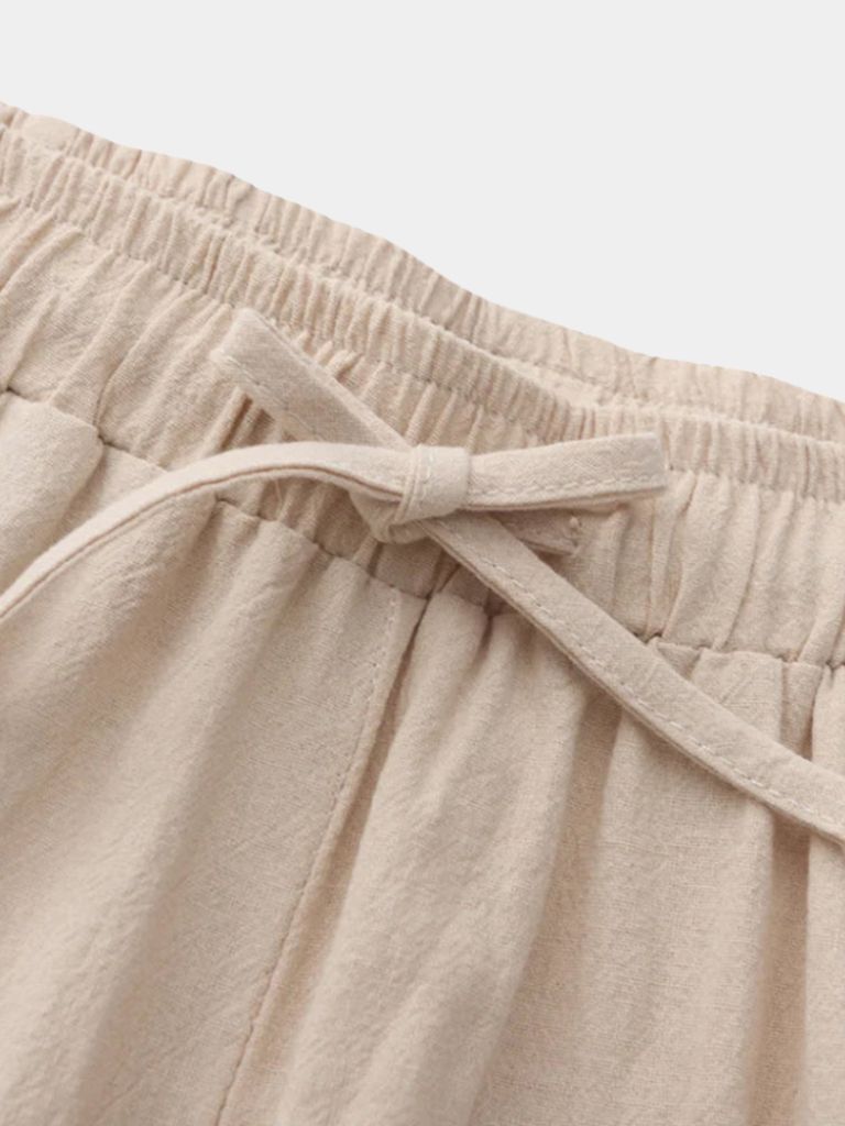 Linen Noire Set — North Row | Collar Detail