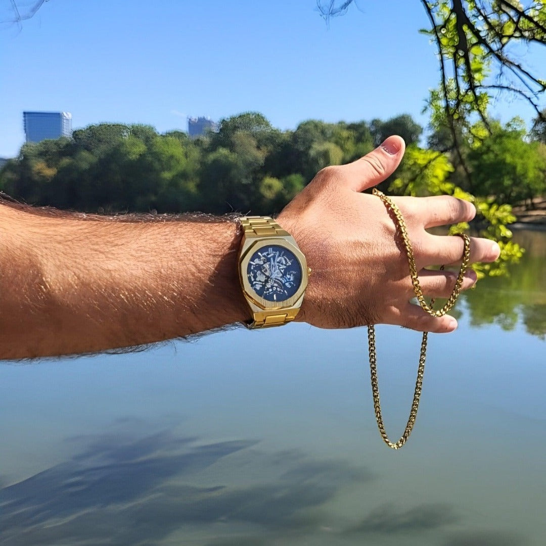 Phantom Watch — North Row | Close-Up