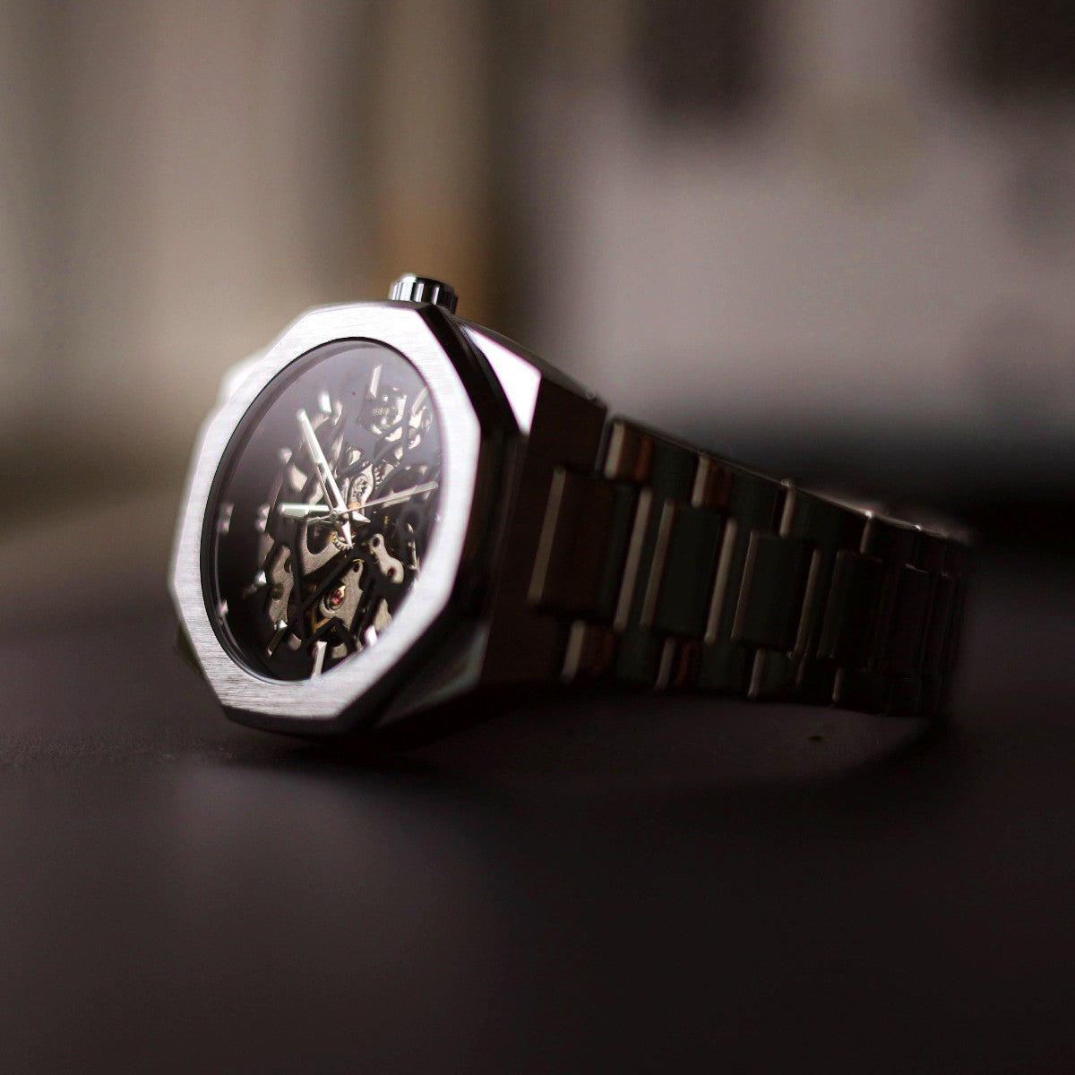 Phantom Watch — North Row | Detail View