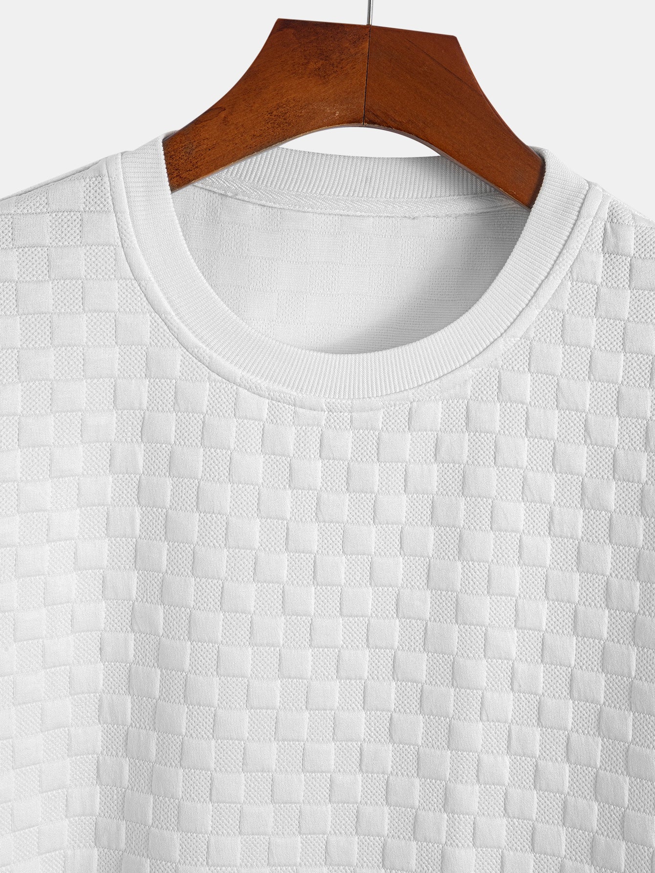 Checkerboard Jacquard  Arc Hem T-Shirt — North Row | Collar Detail