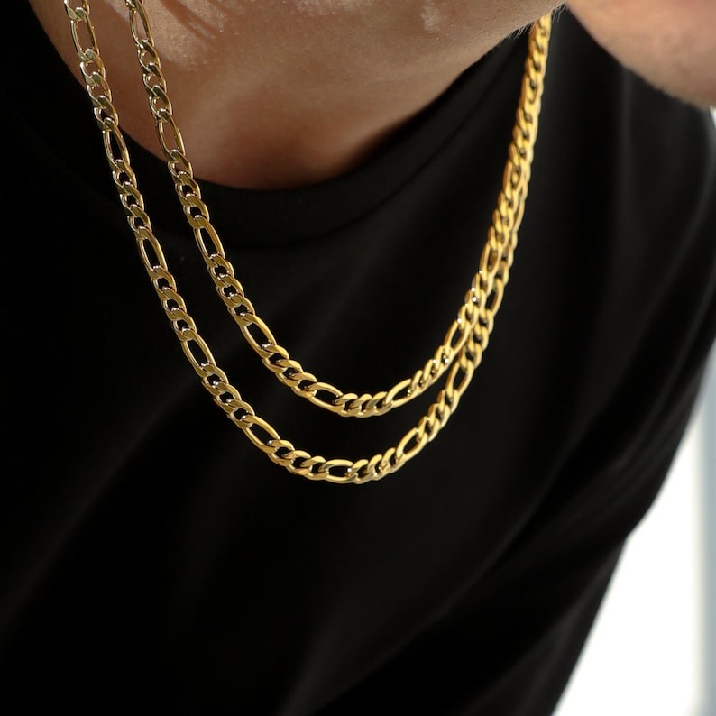 Figaro Chain - North Row