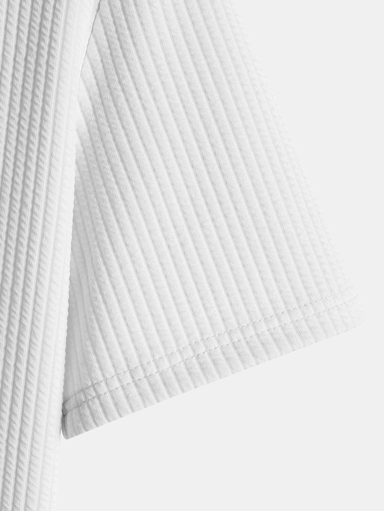 Muscle Fit Ribbed Arc Hem T-Shirt — North Row | Collar Detail