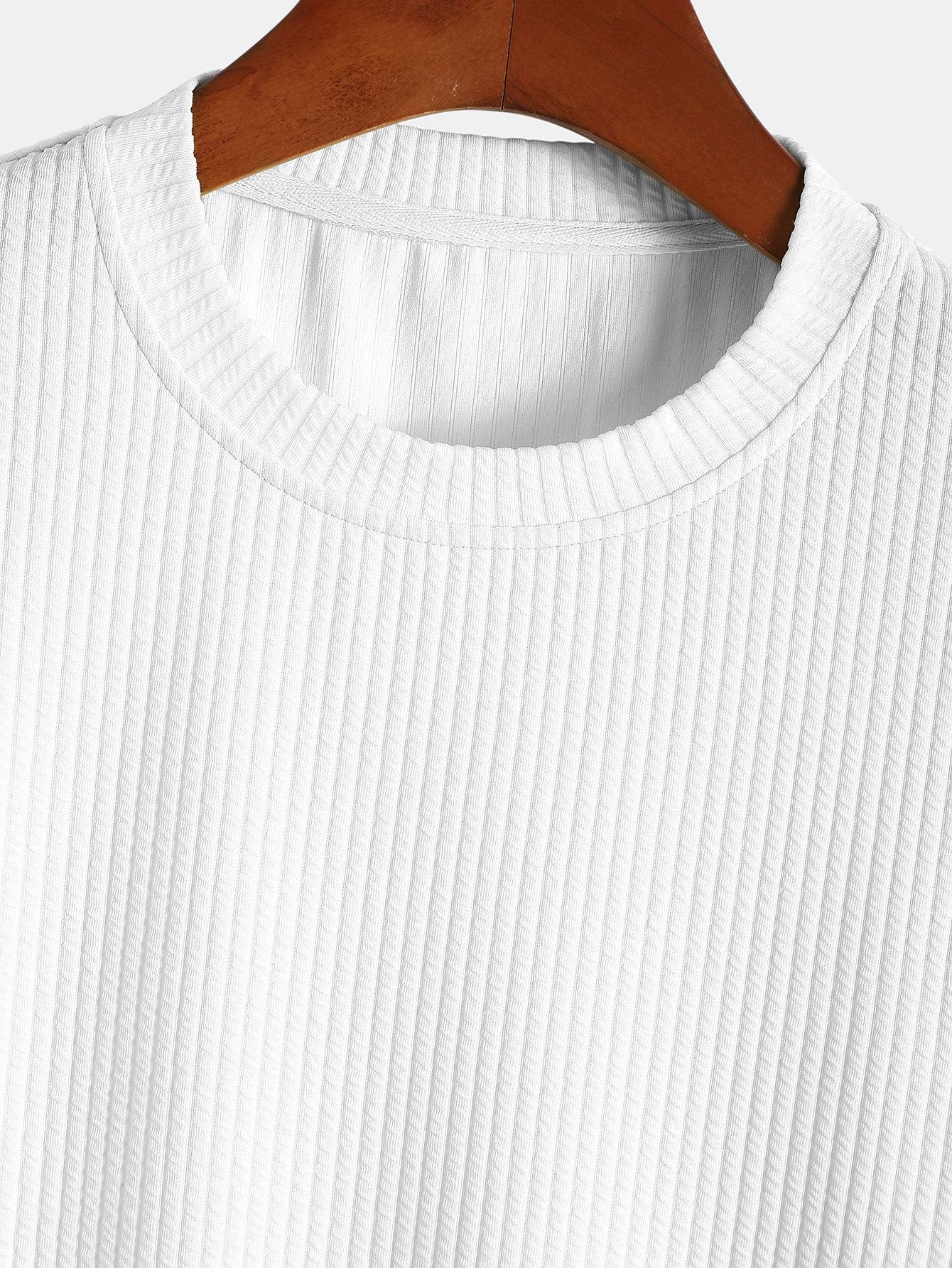 Muscle Fit Ribbed Arc Hem T-Shirt — North Row | Texture Detail